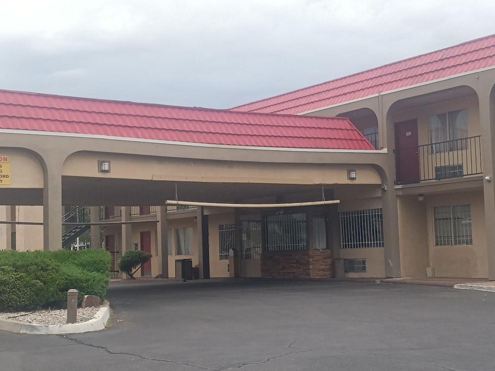 Midtown Inn & Suites Albuquerque Zewnętrze zdjęcie