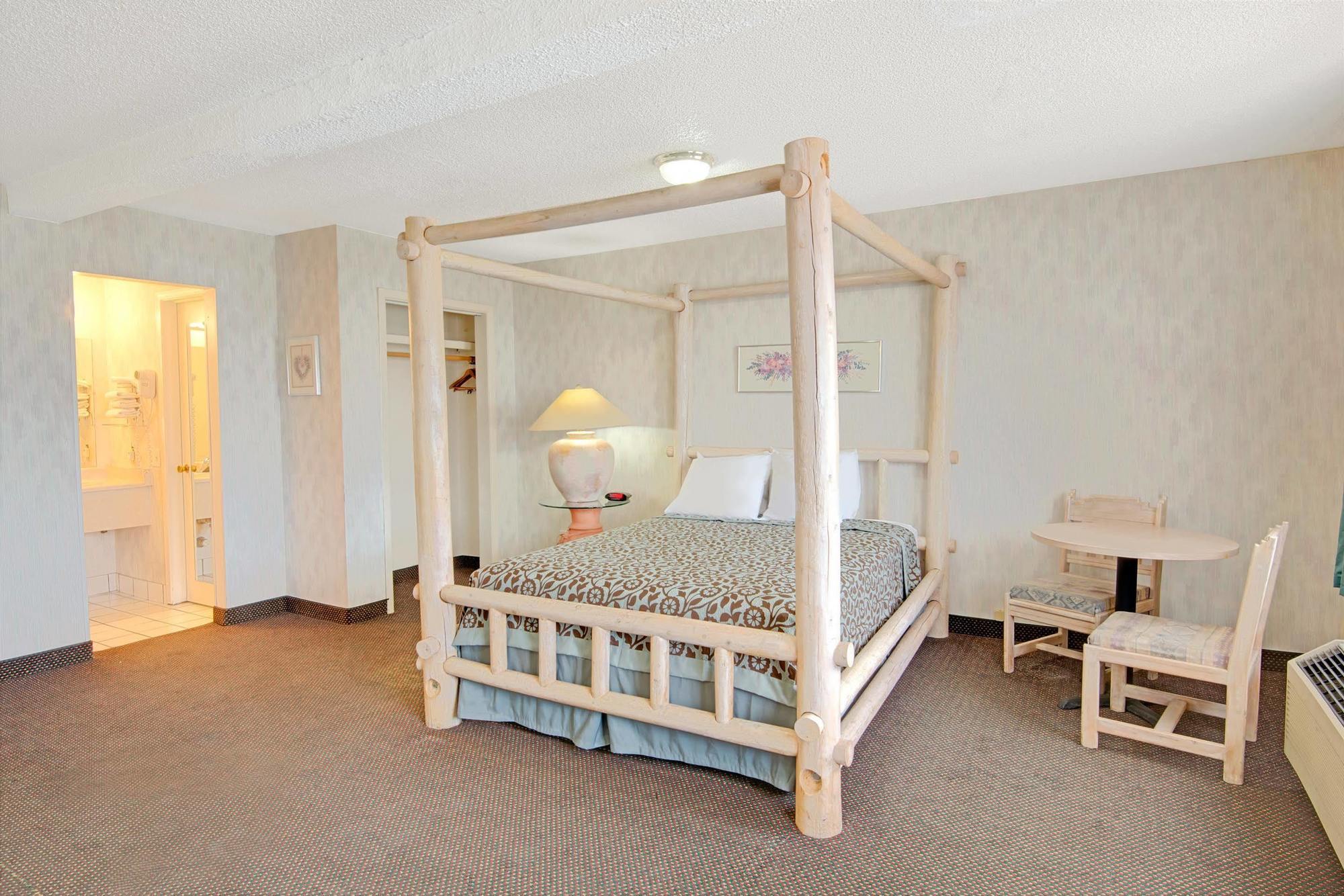 Midtown Inn & Suites Albuquerque Zewnętrze zdjęcie