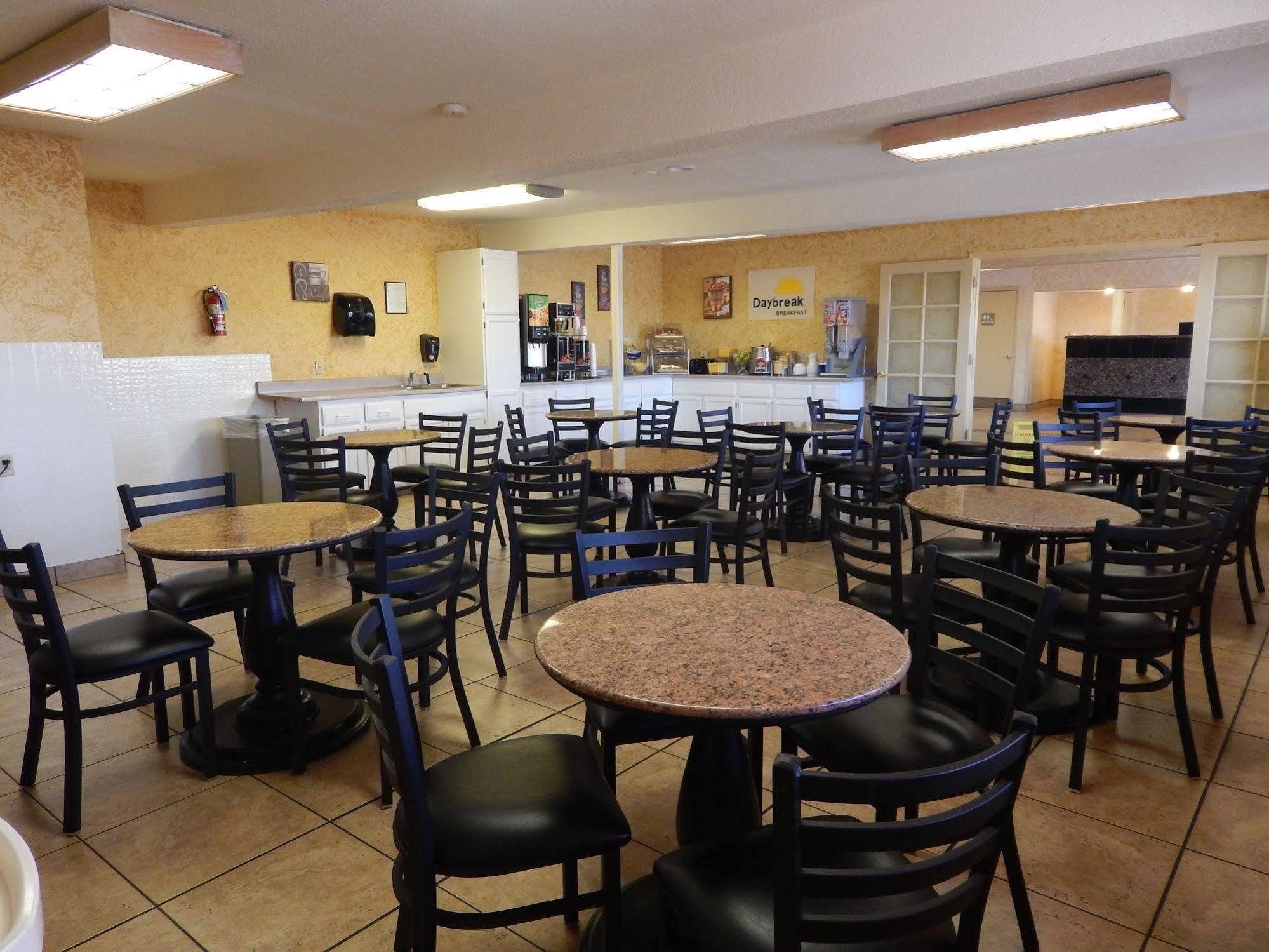 Midtown Inn & Suites Albuquerque Zewnętrze zdjęcie